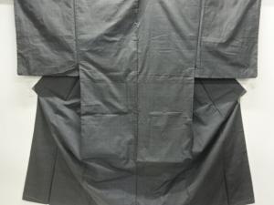 未使用品　仕立て上がり　変わり格子模様織出し本場泥大島紬男物着物アンサンブル(長身キングサイズ)